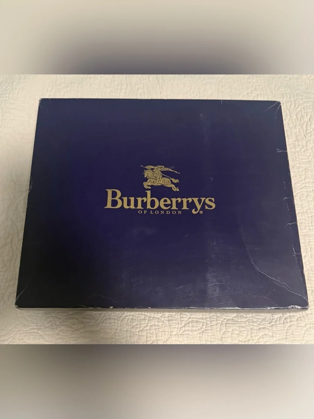 Burberrys Vintage White XL 💯 Cotton Towel with Signature Check Trim! NWB